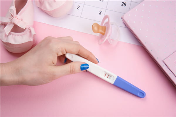 泰安试管婴儿与自然受孕的区别是什么？