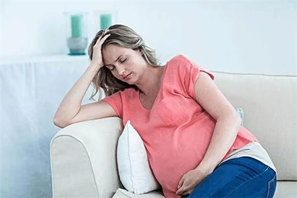 渝北高龄女性做试管婴儿如何避免生育风险？